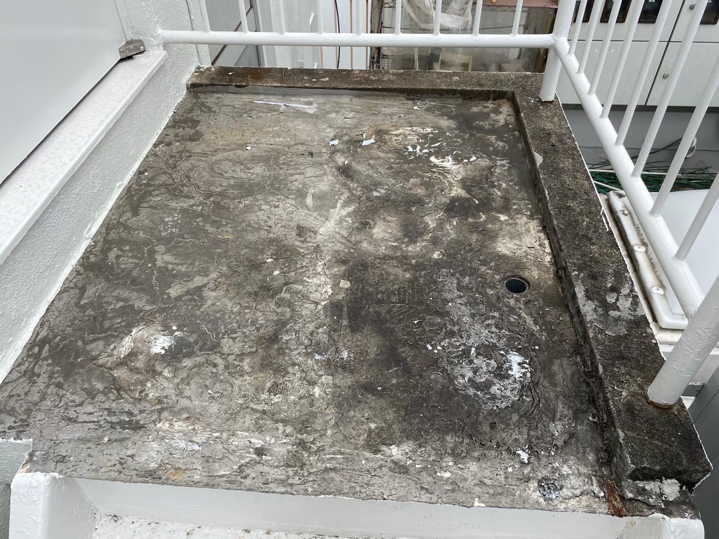 防水層の劣化に注意